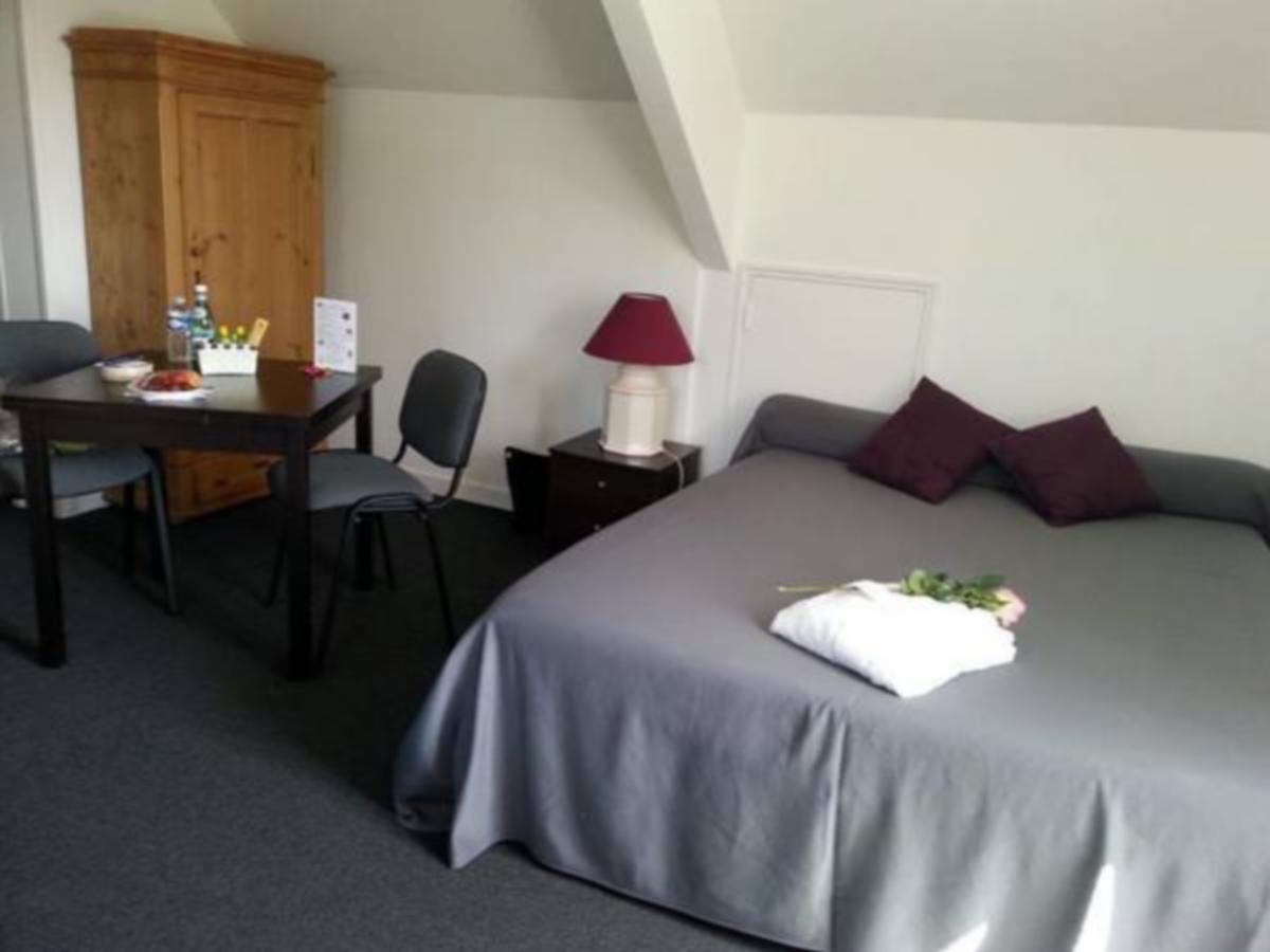 La Roche Du Marais Hotel Omonville-la-Petite Room photo
